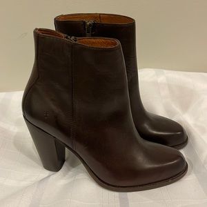 Frye Ankle boot